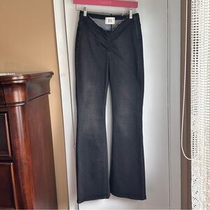 BDG Ruched V-Front Flare Jean